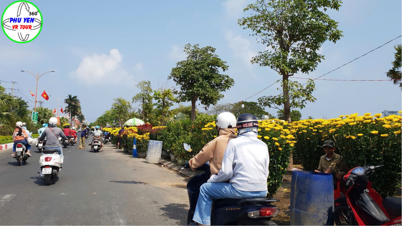 Chợ Hoa Xuân Tuy Hòa