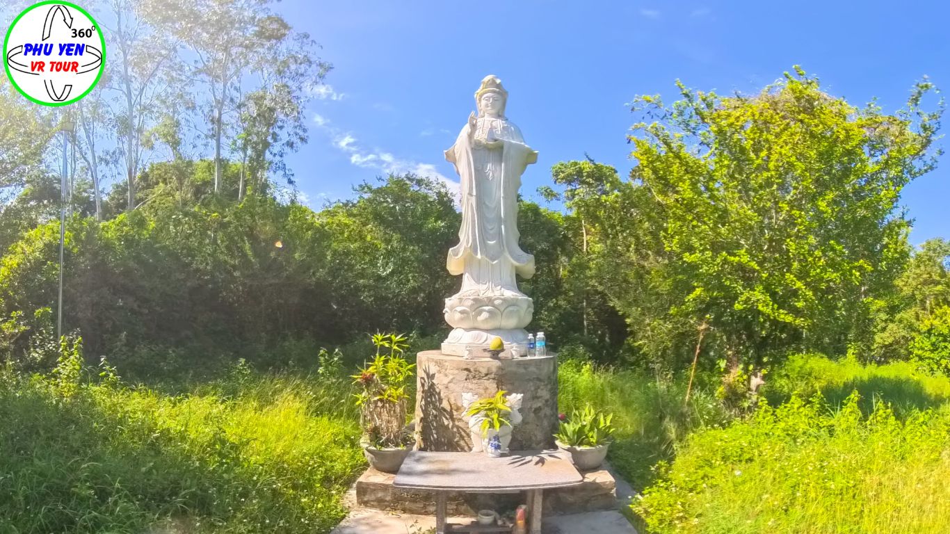 Chùa Linh Sơn- Hòn Chồng