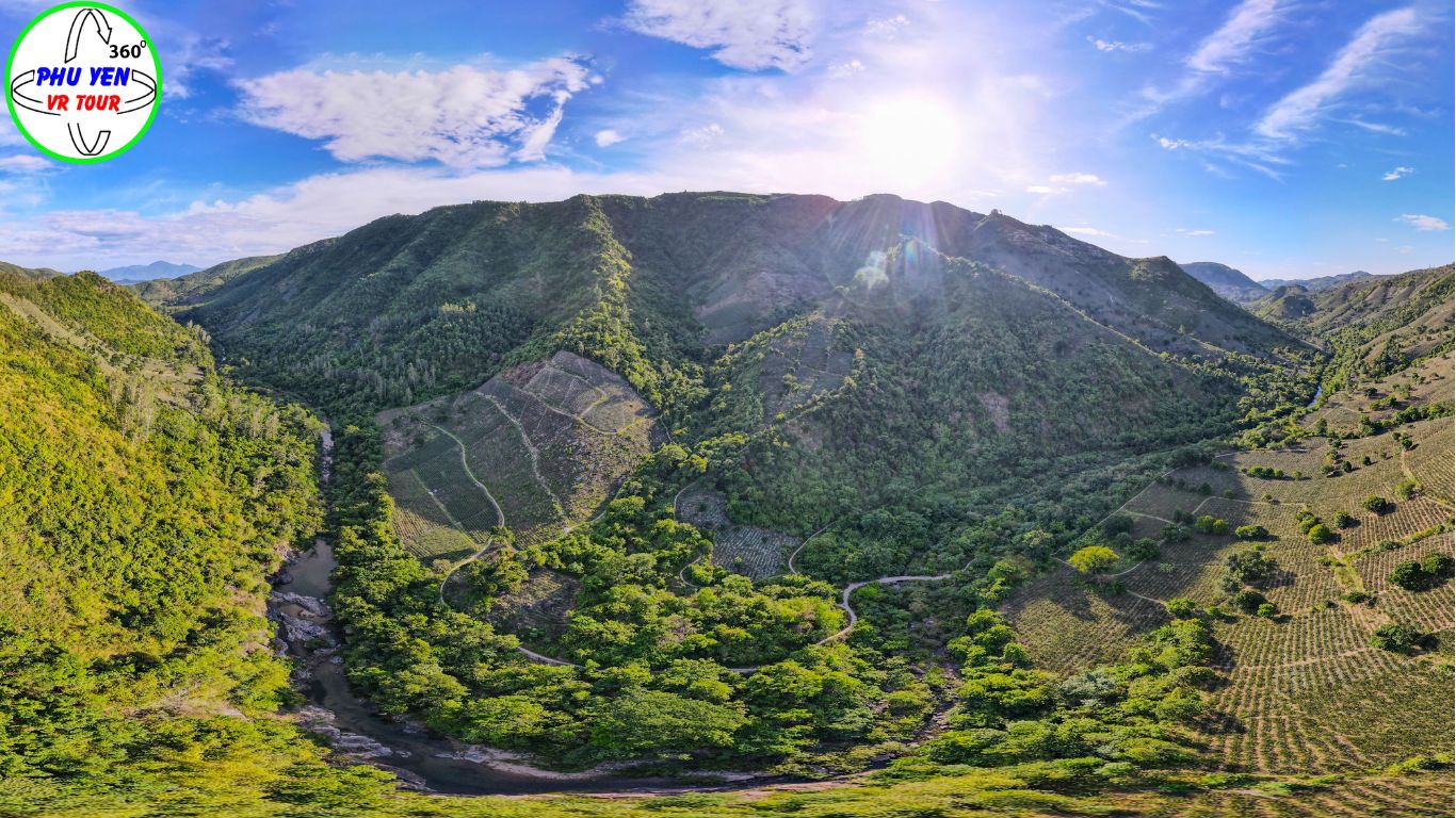 Thung Lũng Đồng Din